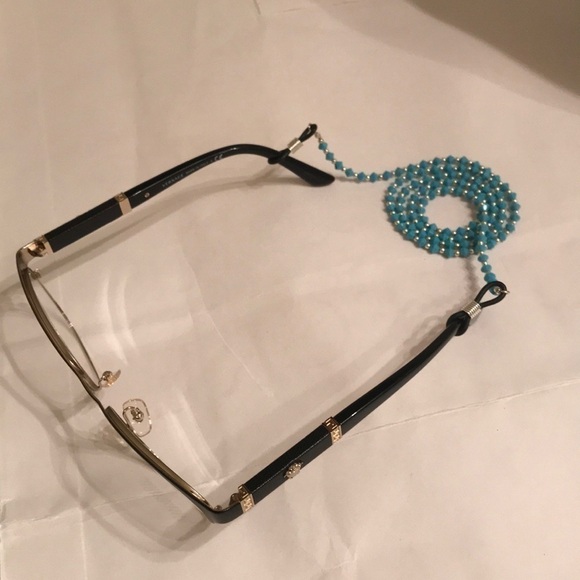 2/$90 ๐ Swarovski Crystal Eye Glasses Holder - Picture 7 of 9